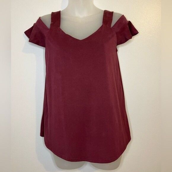 mm mm mm Burgundy Cold Shoulder Short Sleeve Top Size Small - Picture 1 of 8